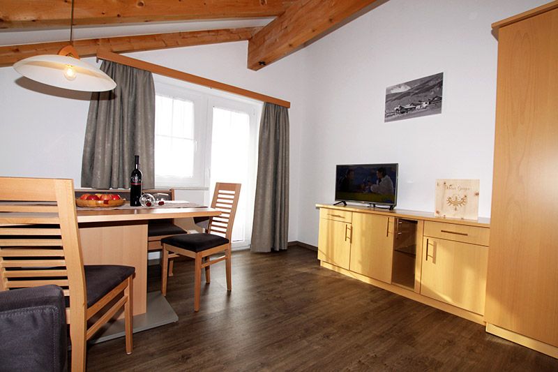 Appartements im Haus Geiger Fiss in Tirol Serfaus Fiss Ladis Frühstückspension Wohlfühlappartement